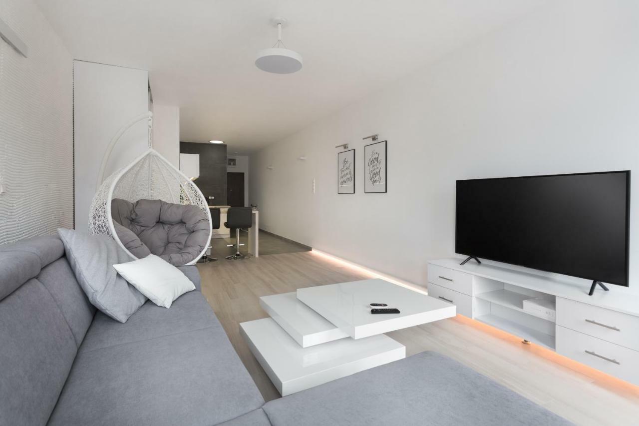 Lajsnij Sobie Apartment 포즈난 외부 사진